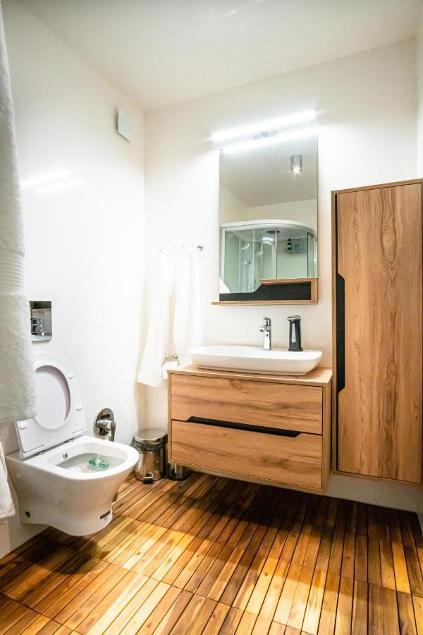 Luxury Apartment In Building K55 With Free Garage Varna Dış mekan fotoğraf